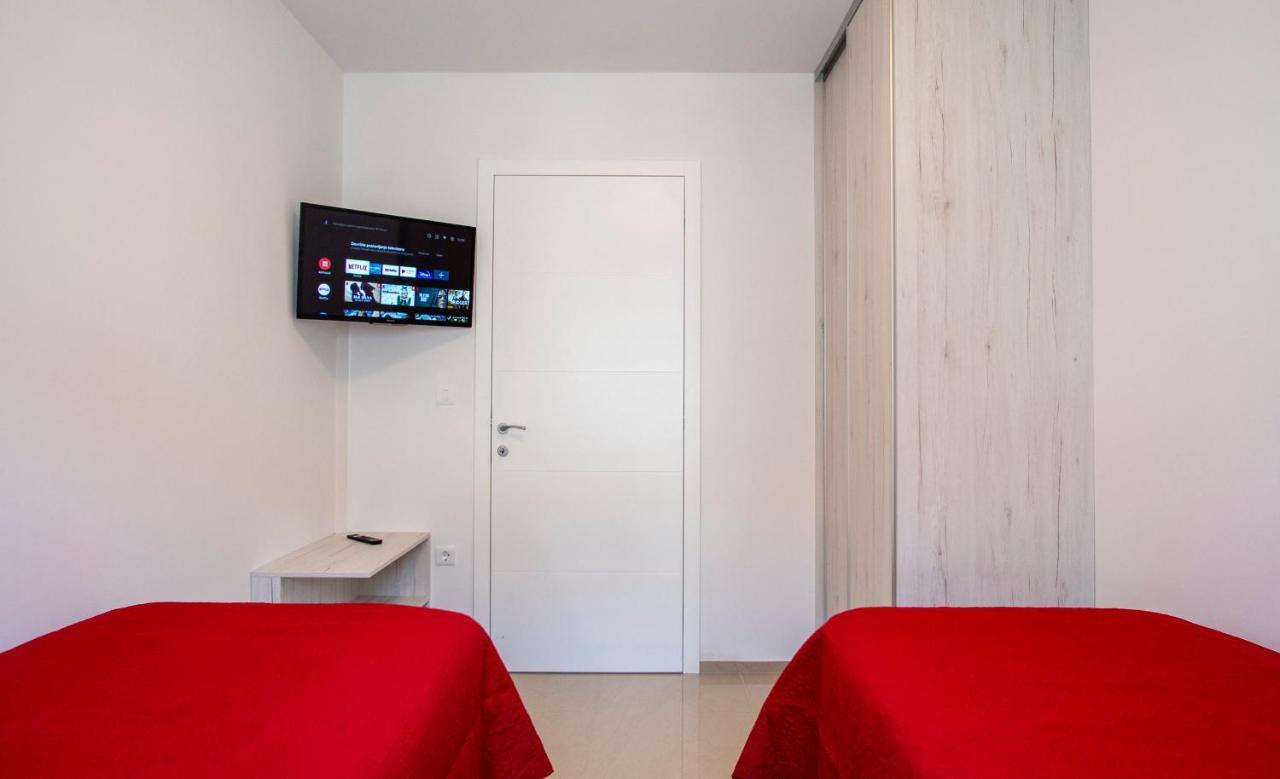 Appartement Lijon à Banjole Extérieur photo